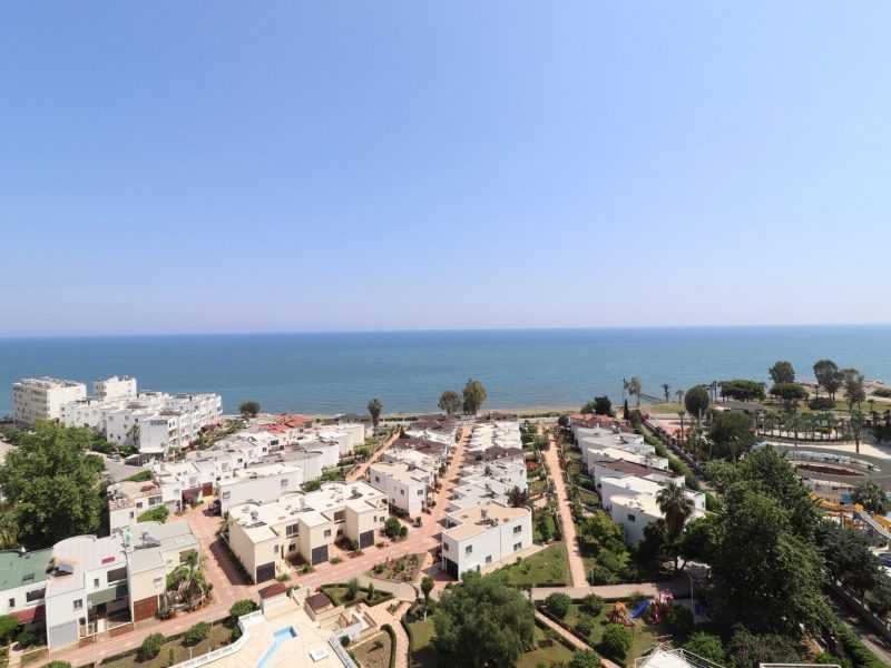 Erdemli Tömük Club Lido Sitesi Denize Sıfır Satılık Daire