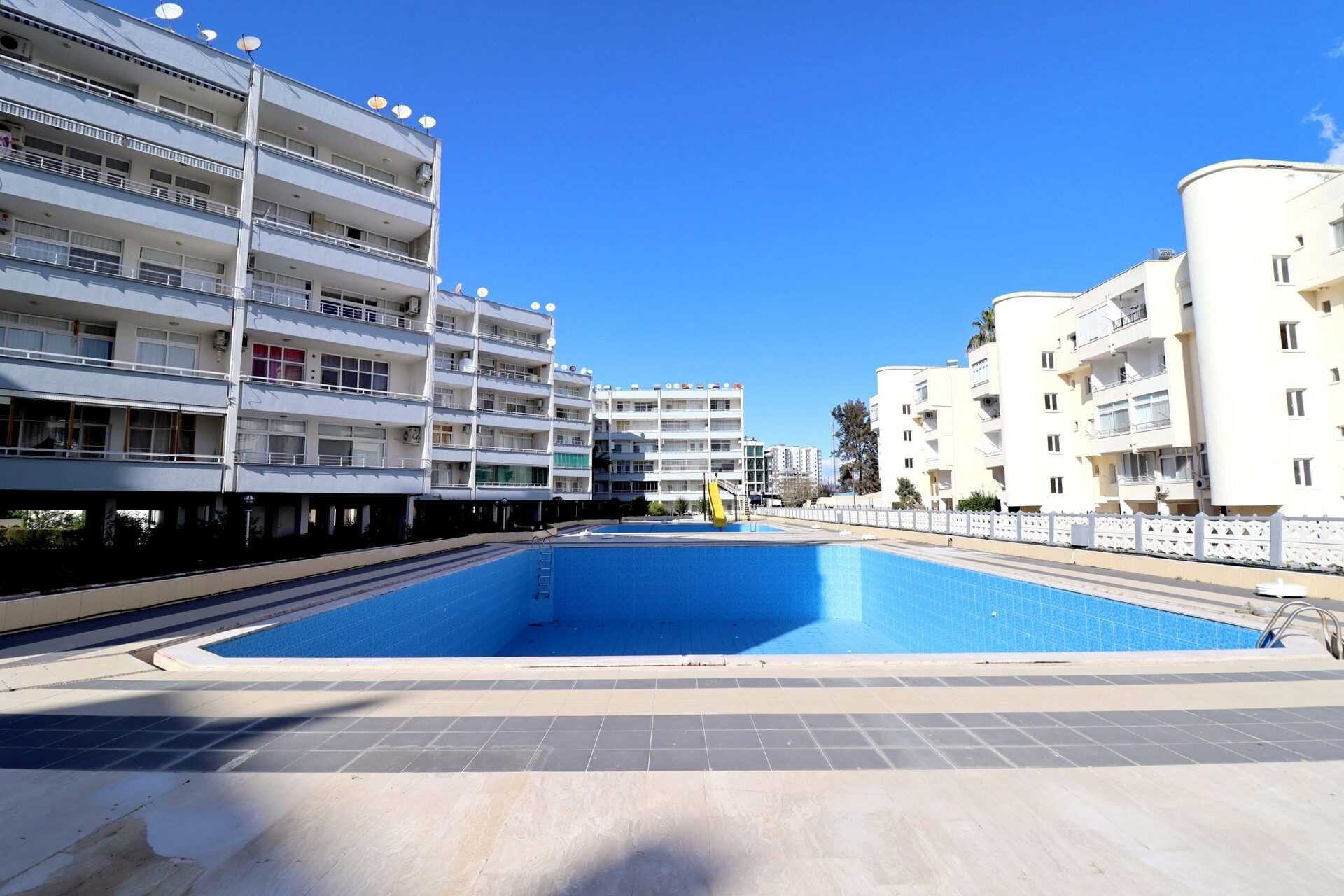 Tömük Denize Sıfır Güzelevim Sitesinde  Havuzlu Günlük Kiralık 2+1 Daire