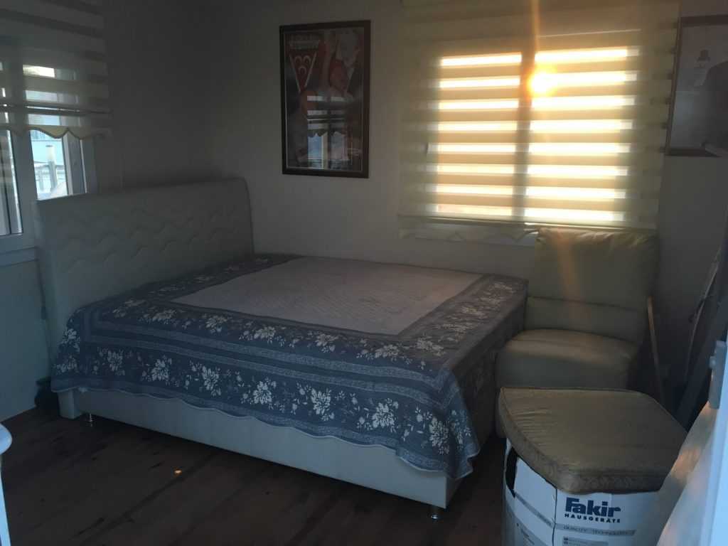 MERSİN TECEDE SATILIK FULL YAPILI EŞYALI VİLLA