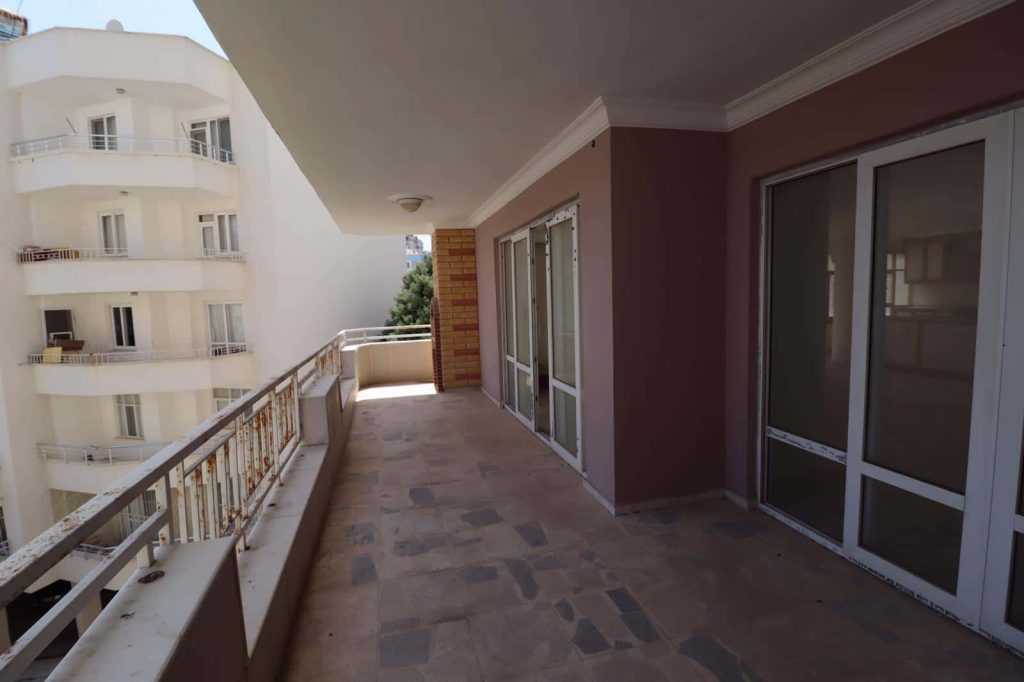 TÖMÜK TROPİK TATİL SİTESİNDE SATILIK 3+1 YAZLIK DAİRE