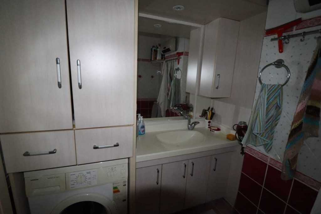 MERSİN KARGIPINARI GÜNEŞHAN SİTESİNDE SATILIK DAİRE