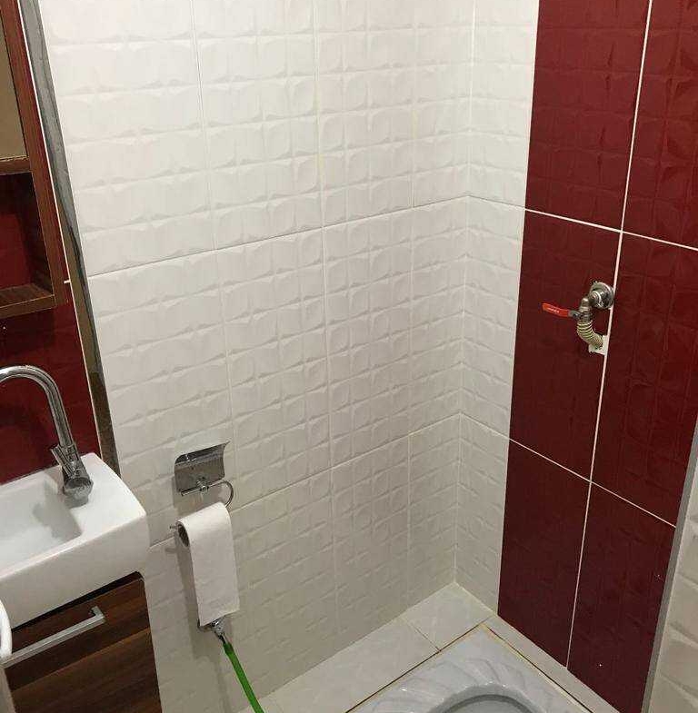 ERDEMLİ GÜZELDAĞ SİTESİ EŞYALI SATILIK 2+1 DAİRE