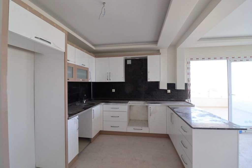 Arpaçbahşiş Site İçerisinde Deniz Manzaralı  2+1 Geniş Sıfır Daire