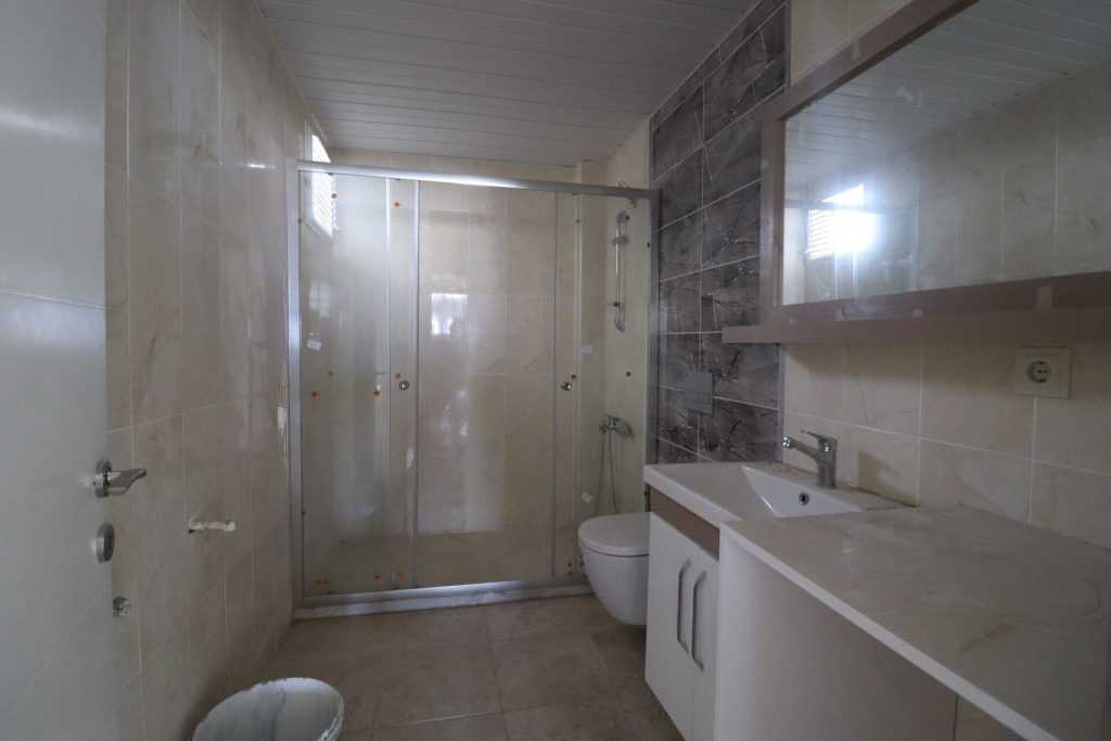 Arpaçbahşiş Site İçerisinde Deniz Manzaralı  2+1 Geniş Sıfır Daire