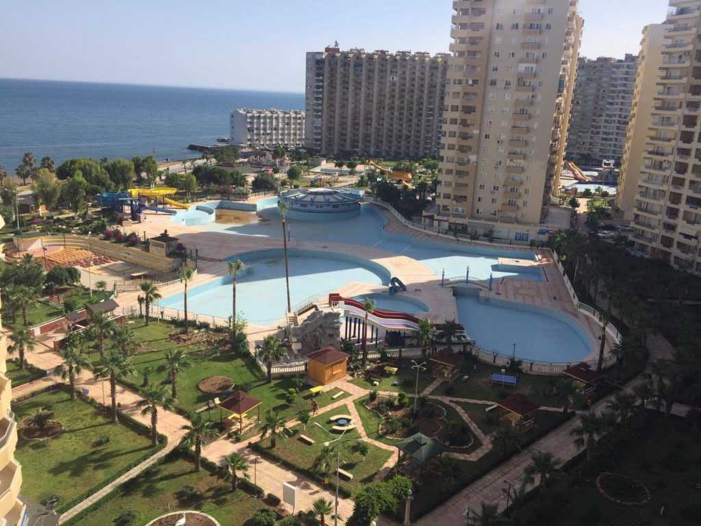 MERSİN ERDEMLİ TÖMÜK FLAMİNGO 4 TATİL KÖYÜNDE SATILIK KAFA DAİRE