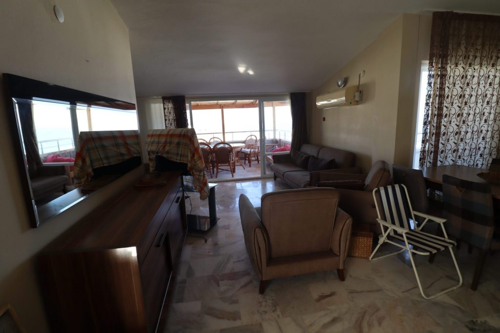 MERSİN KUMKUYU MARİNA TATİL SİTESİNDE 2+1 KİRALIK YAZLIK