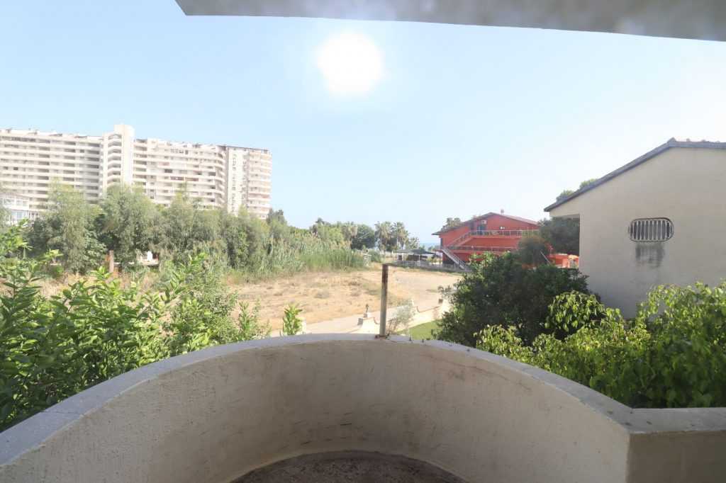 GÜNEY MARİNA SİTESİNDE SATILIK BAKIMLI 3+1 VİLLA