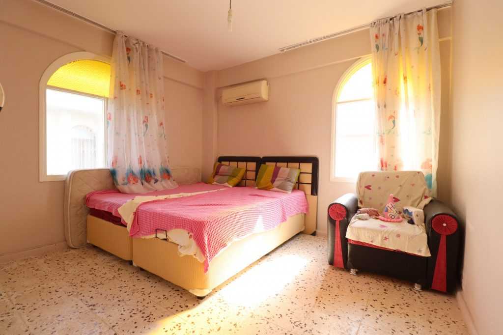 GÜNEY MARİNA SİTESİNDE SATILIK BAKIMLI 3+1 VİLLA