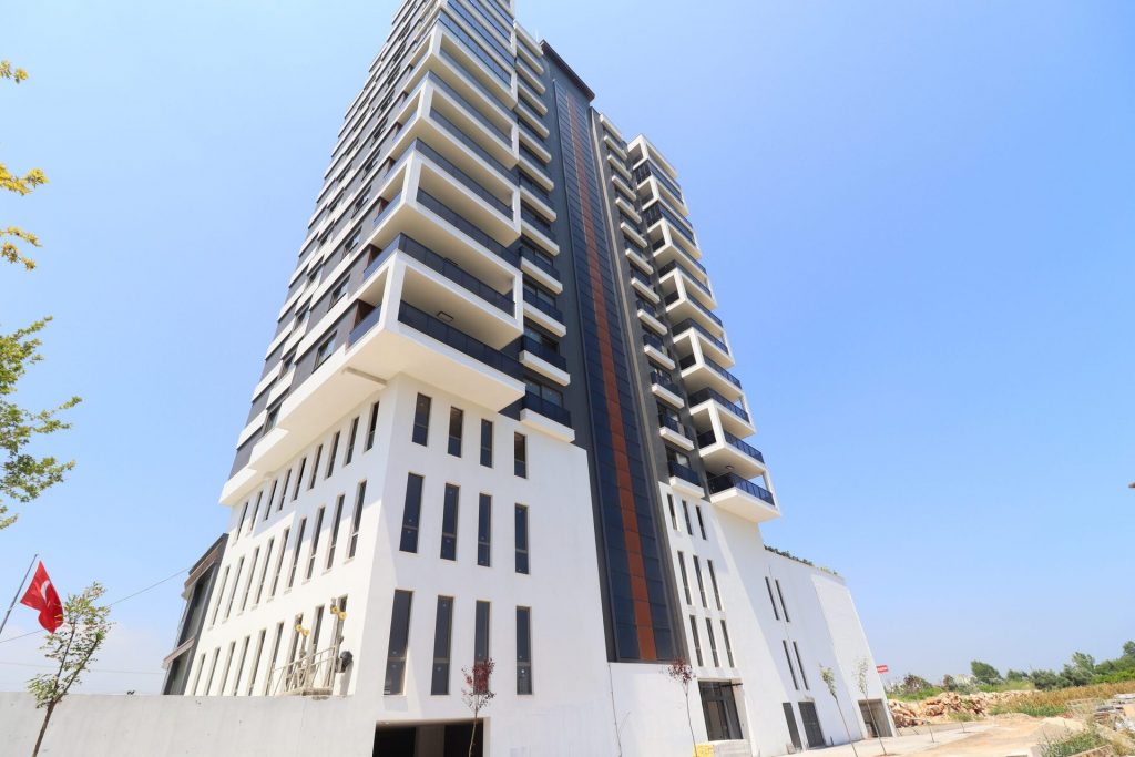 MERSİN ARPAÇBAHŞİŞ KAYIKÇIOĞLU’NDA SATILIK LÜKS 4+1 DAİRE