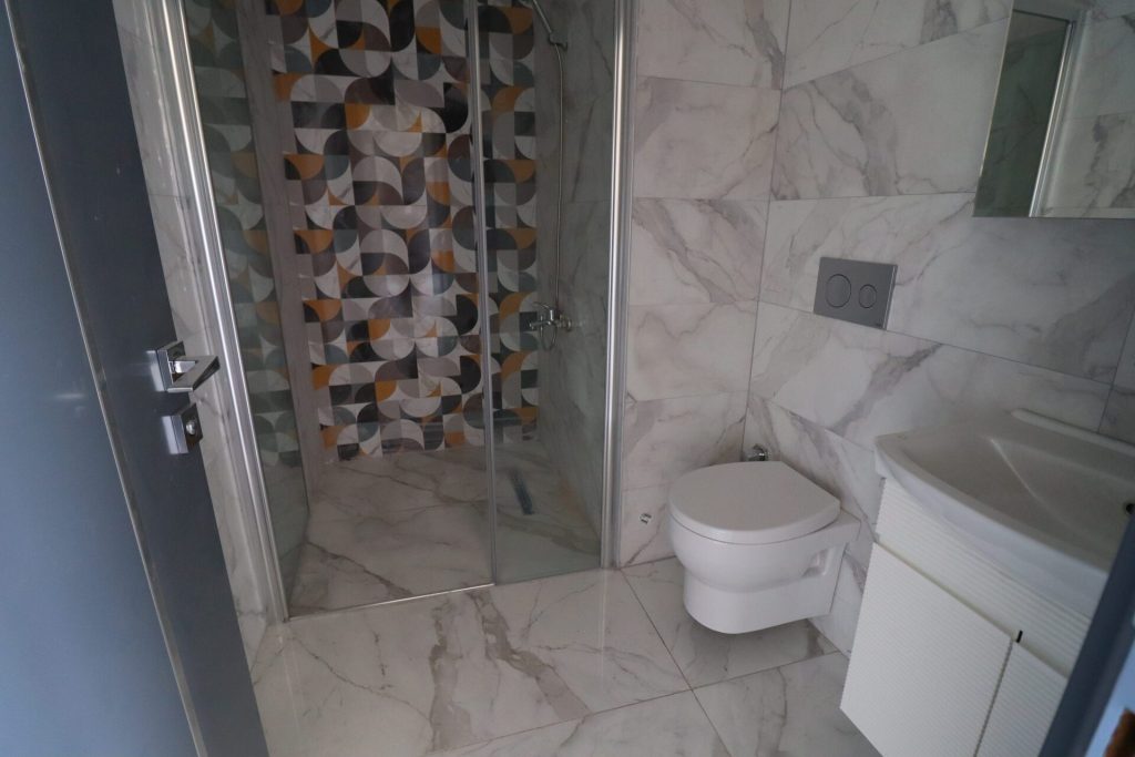 MERSİN ARPAÇBAHŞİŞ KAYIKÇIOĞLU’NDA SATILIK LÜKS 4+1 DAİRE