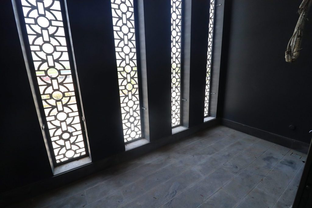MERSİN ARPAÇBAHŞİŞ KAYIKÇIOĞLU’NDA SATILIK LÜKS 4+1 DAİRE