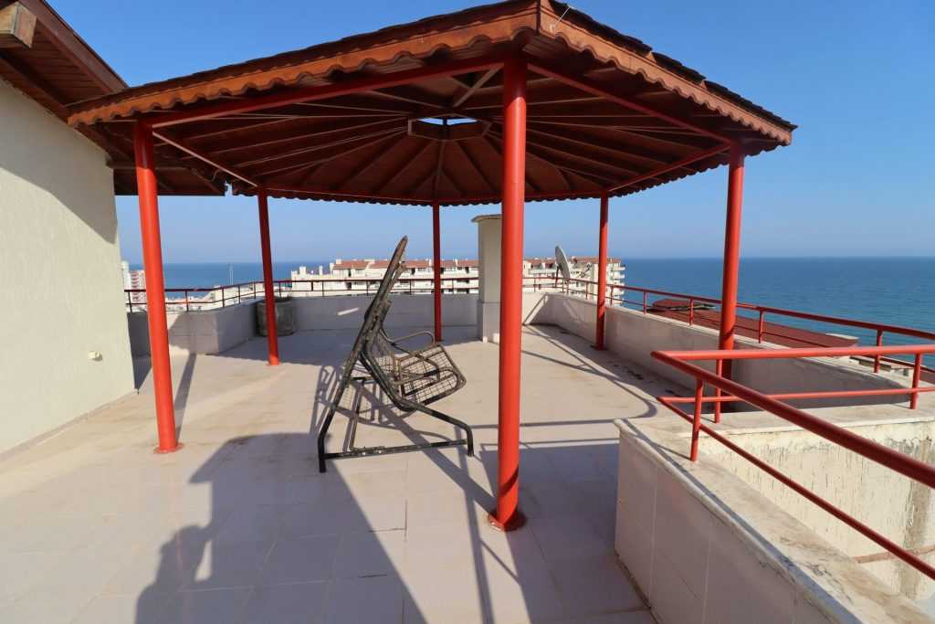 TÖMÜK GONDOL 1 SİTESİ EŞYALI AHŞAP TERASLI SATILIK 3+1 DENİZ MANZARALI