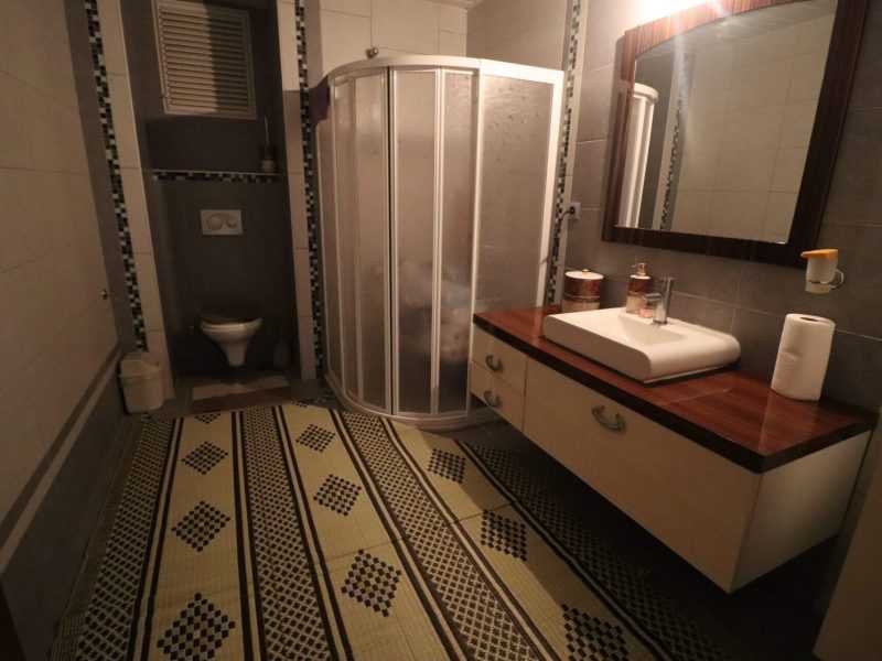 ERDEMLİ OBA PLAZA 4+1 200 M2 ACİL SATILIK DAİRE