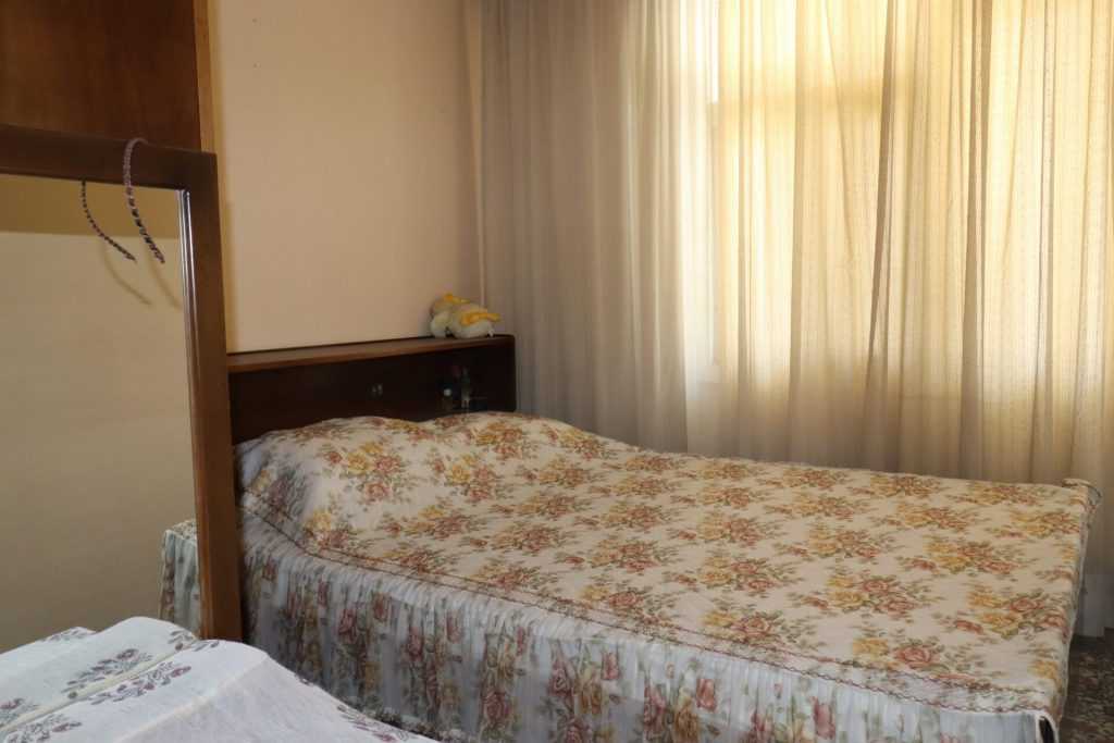 Erdemli Denize Sıfır  Orfoz Sitesinde Satılık 2+1 Daire