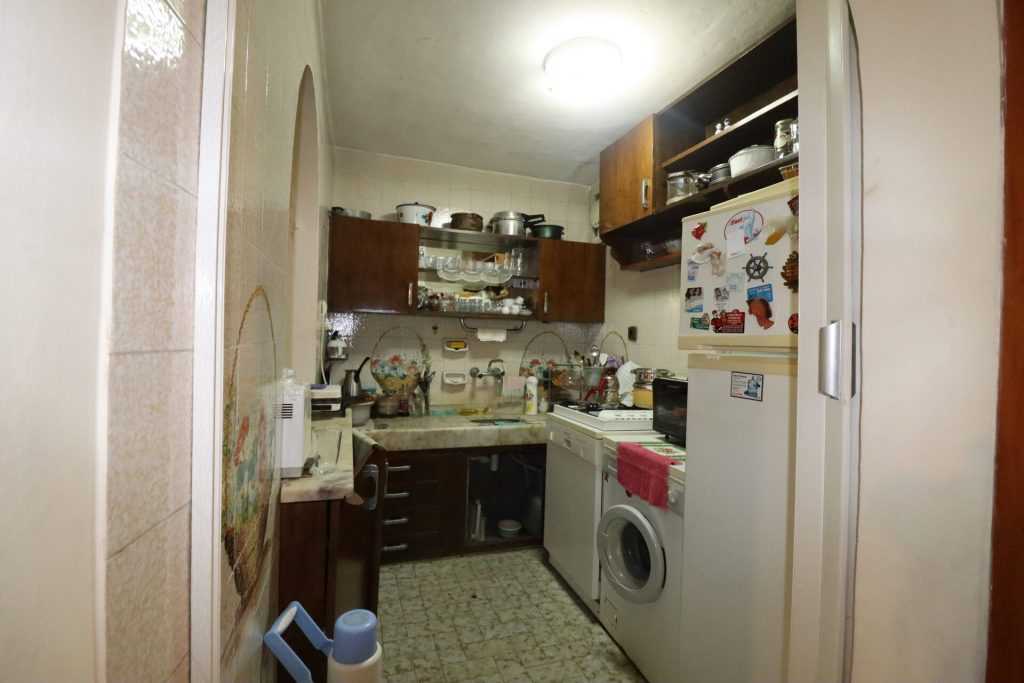 Erdemli Denize Sıfır  Orfoz Sitesinde Satılık 2+1 Daire