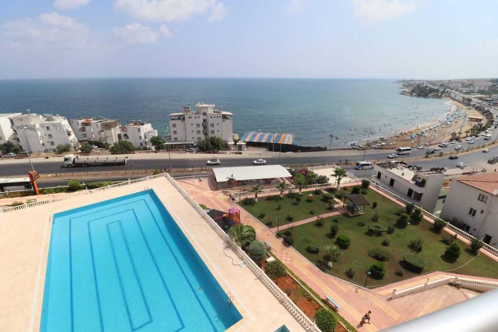 AYAŞ KOÇ SİTESİ EŞYALI SATILIK DENİZ MANZARALI 2+1 DAİRE