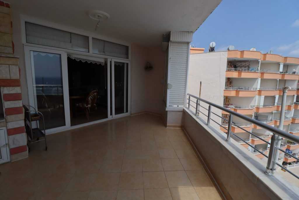 AYAŞ KOÇ SİTESİ EŞYALI SATILIK DENİZ MANZARALI 2+1 DAİRE