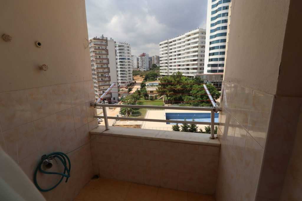 AYAŞ KOÇ SİTESİ EŞYALI SATILIK DENİZ MANZARALI 2+1 DAİRE