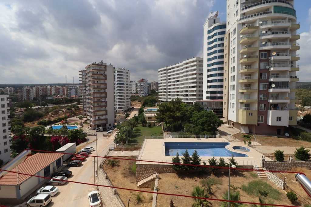 AYAŞ KOÇ SİTESİ EŞYALI SATILIK DENİZ MANZARALI 2+1 DAİRE