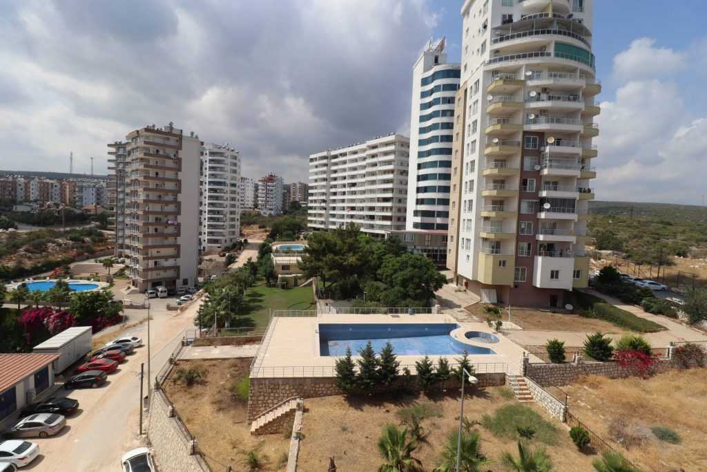 AYAŞ KOÇ SİTESİ EŞYALI SATILIK DENİZ MANZARALI 2+1 DAİRE