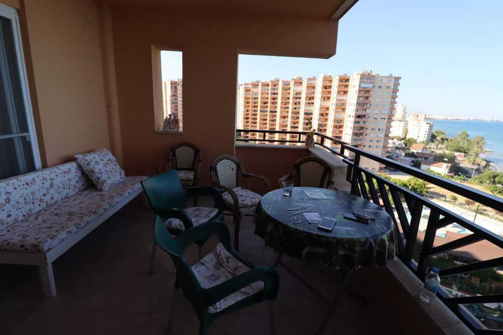 Mersin Erdemli Çeşmeli Liparis 3 Sitesi Eşyalı Satılık 3+1 Köşe Daire