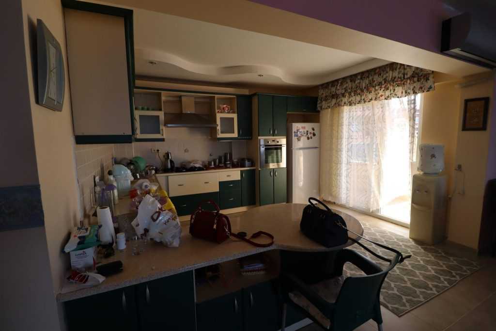 Mersin Erdemli Çeşmeli Liparis 3 Sitesi Eşyalı Satılık 3+1 Köşe Daire