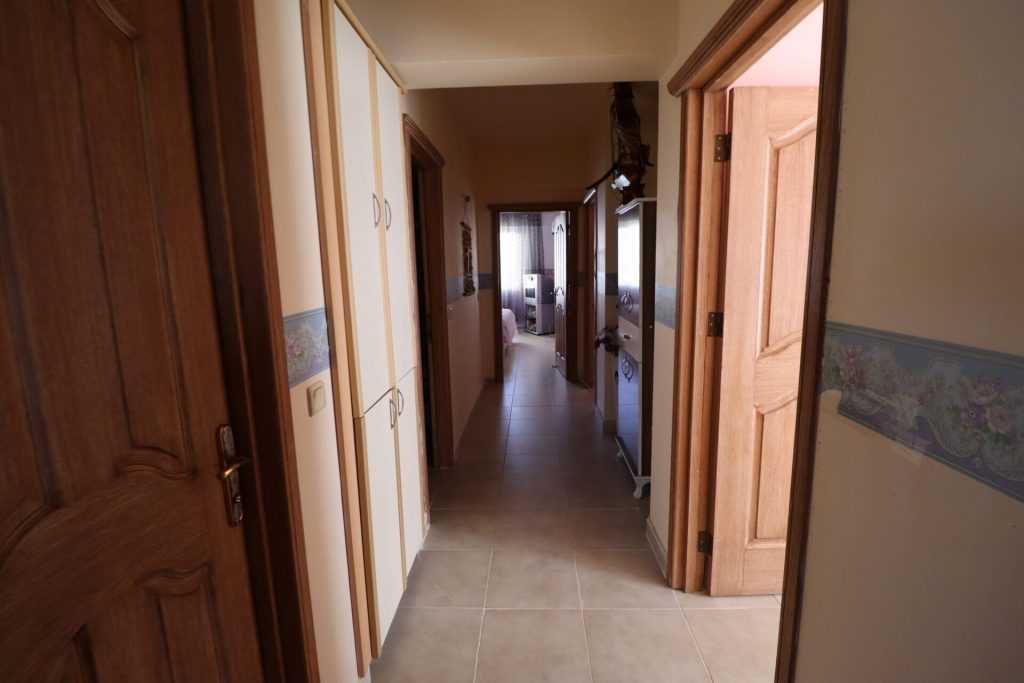 Mersin Erdemli Çeşmeli Liparis 3 Sitesi Eşyalı Satılık 3+1 Köşe Daire