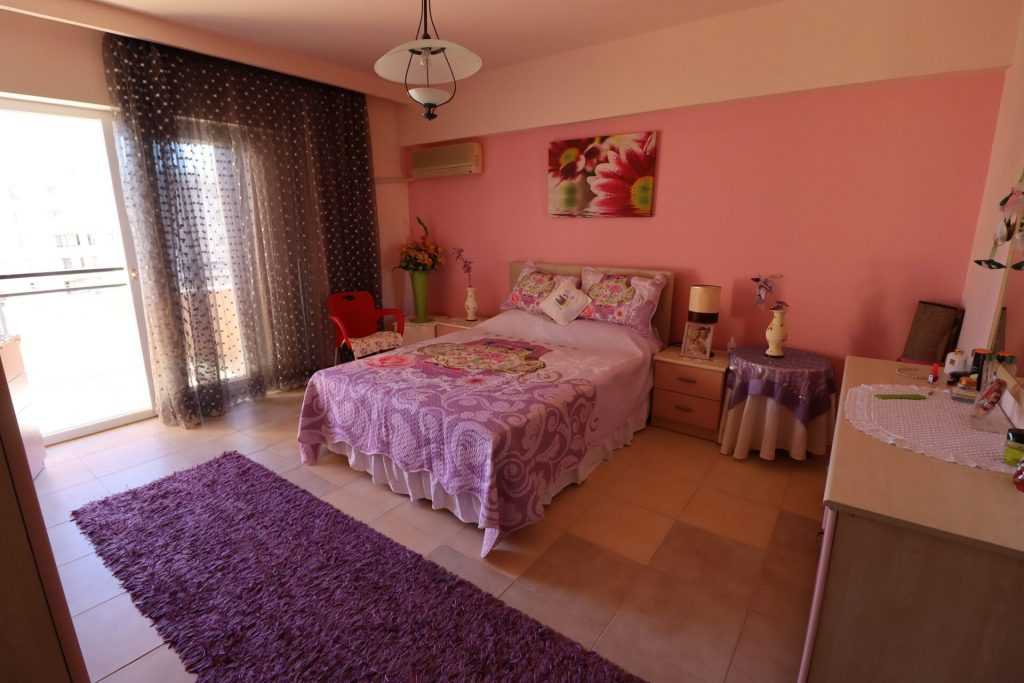 Mersin Erdemli Çeşmeli Liparis 3 Sitesi Eşyalı Satılık 3+1 Köşe Daire