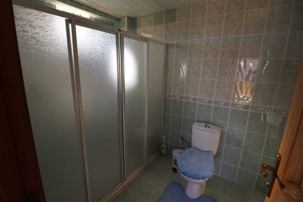 Mersin Erdemli Çeşmeli Liparis 3 Sitesi Eşyalı Satılık 3+1 Köşe Daire