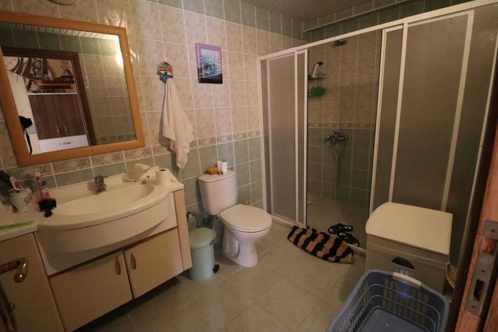 Mersin Erdemli Çeşmeli Liparis 3 Sitesi Eşyalı Satılık 3+1 Köşe Daire