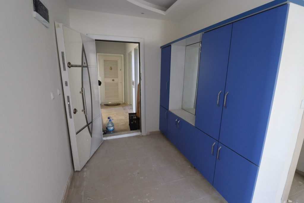 ERDEMLİ CARREFOURSA KARŞISI EŞYASIZ KİRALIK 3+1 DAİRE