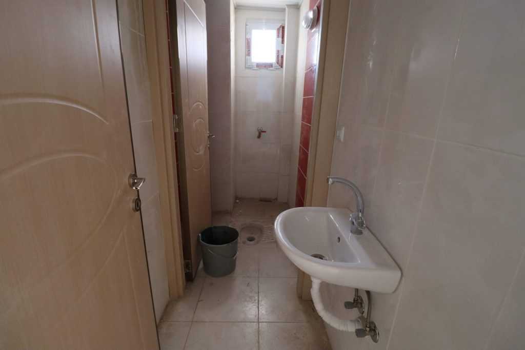 ERDEMLİ CARREFOURSA KARŞISI EŞYASIZ KİRALIK 3+1 DAİRE
