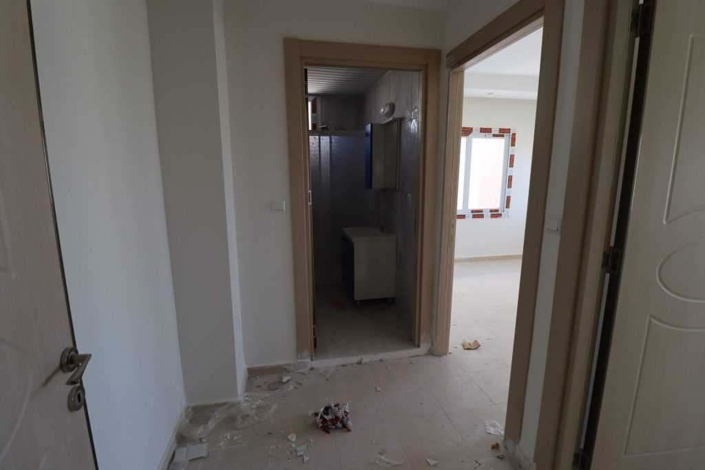 ERDEMLİ CARREFOURSA KARŞISI EŞYASIZ KİRALIK 3+1 DAİRE