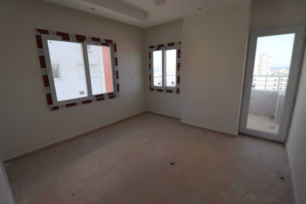ERDEMLİ CARREFOURSA KARŞISI EŞYASIZ KİRALIK 3+1 DAİRE