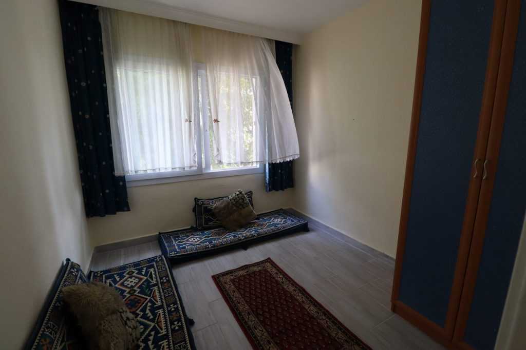 MERSİN NARLIKUYU NAZAR SİTESİNDE SATILIK TRİPLEKS VİLLA