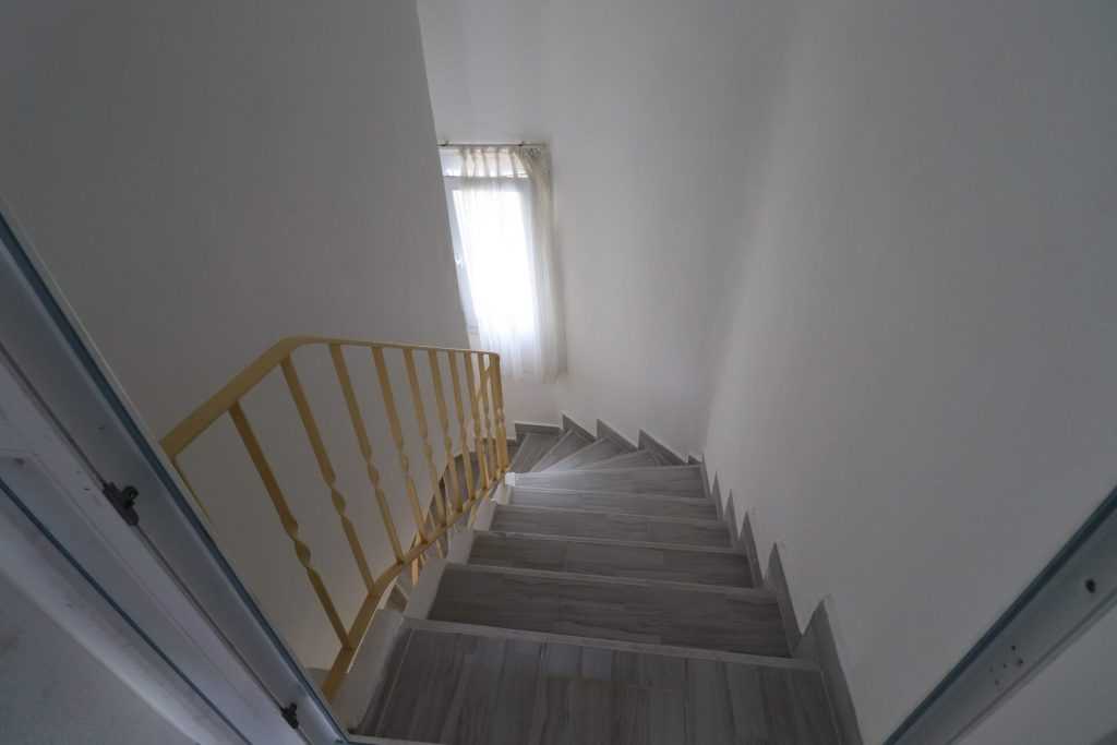 MERSİN NARLIKUYU NAZAR SİTESİNDE SATILIK TRİPLEKS VİLLA