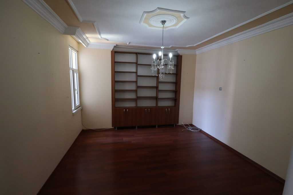 ERDEMLİ TÖMÜK SEYRANBAĞLARI HAVUZLU SİTEDE SATILIK 3+1 YAZLIK DAİRE