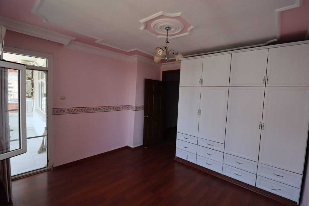 ERDEMLİ TÖMÜK SEYRANBAĞLARI HAVUZLU SİTEDE SATILIK 3+1 YAZLIK DAİRE
