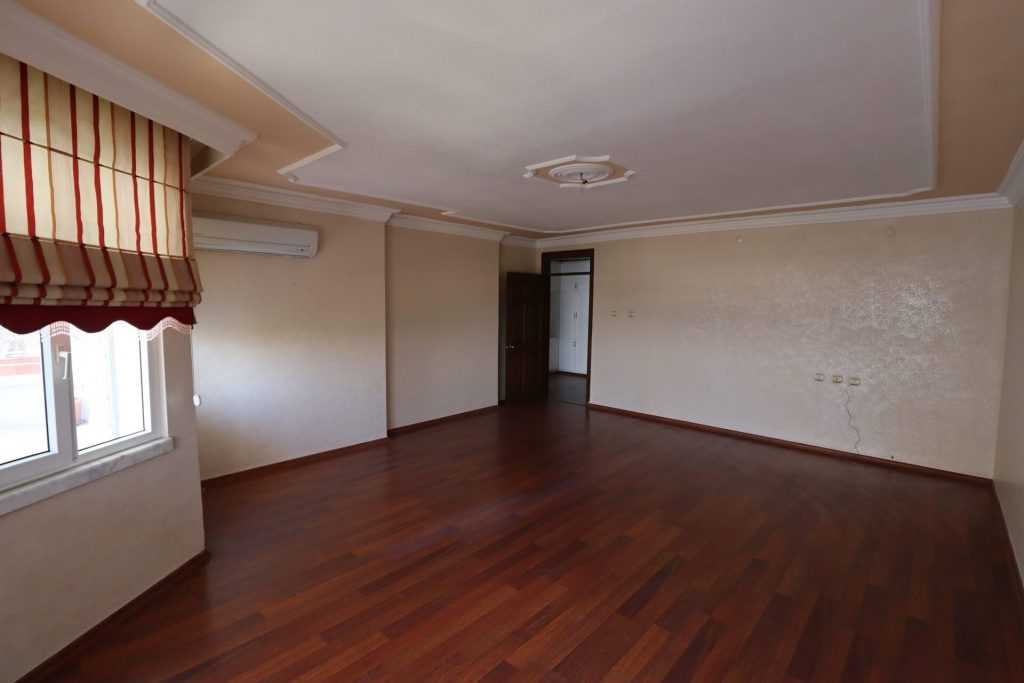 ERDEMLİ TÖMÜK SEYRANBAĞLARI HAVUZLU SİTEDE SATILIK 3+1 YAZLIK DAİRE
