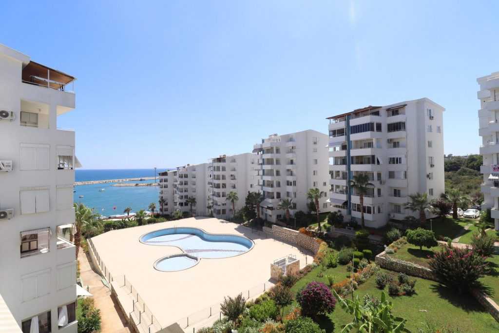 Mersin Kumkuyu Marina Sitesi Eşyalı Satılık Daire