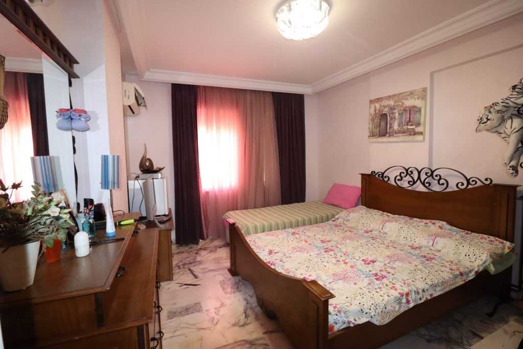 Mersin Kumkuyu Marina Sitesi Eşyalı Satılık Daire