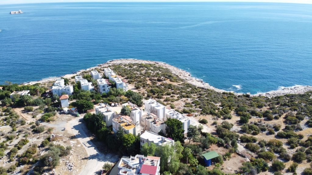 Mersin Silifke Narlıkuyu Denize Sıfır Çok Uygun Villa Satılık 4+1