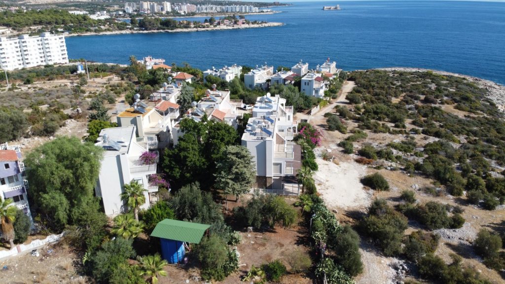 Mersin Silifke Narlıkuyu Denize Sıfır Çok Uygun Villa Satılık 4+1