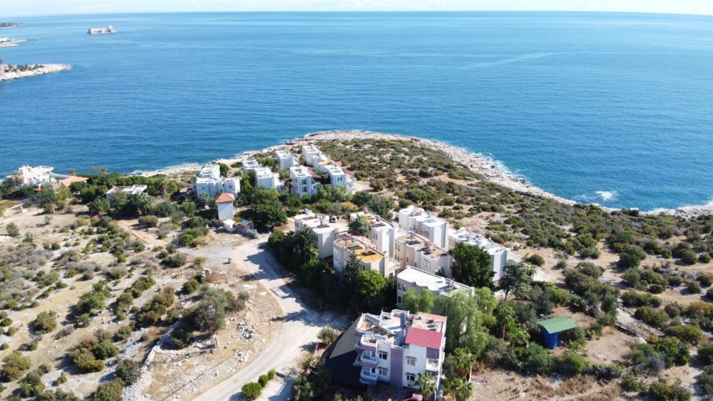 Mersin Silifke Narlıkuyu Denize Sıfır Çok Uygun Villa Satılık 4+1