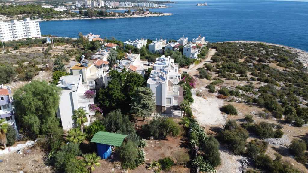 Mersin Silifke Narlıkuyu Denize Sıfır Çok Uygun Villa Satılık 4+1