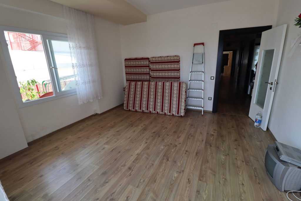 ERDEMLİ ALATA MERİNTUR 3 SİTESİ ACİL SATILIK 4+1 DAİRE
