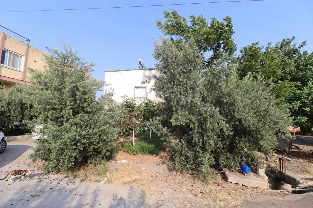 Mersin Erdemli Fatih Mahallesi Müstakil Arsa İçinde 5+1 Satılık Daire
