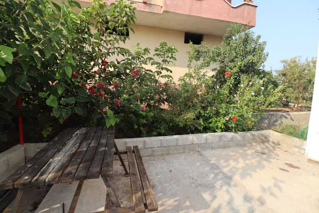 Mersin Erdemli Fatih Mahallesi Müstakil Arsa İçinde 5+1 Satılık Daire