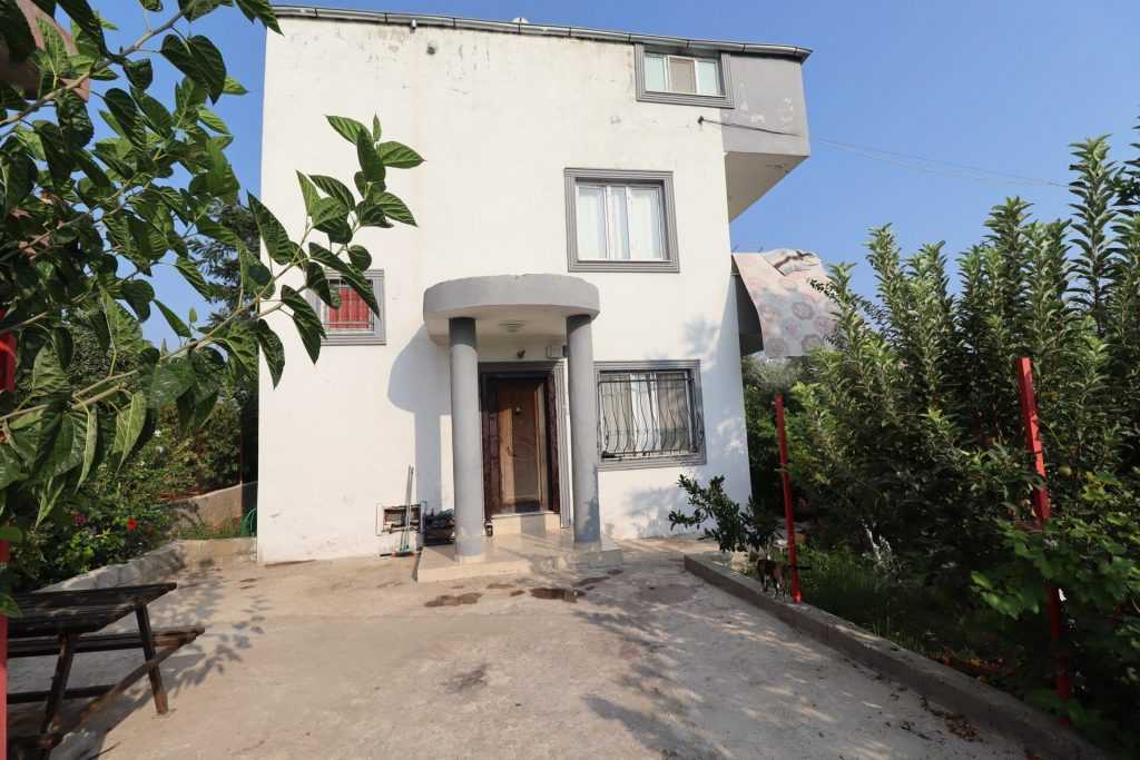 Mersin Erdemli Fatih Mahallesi Müstakil Arsa İçinde 5+1 Satılık Daire