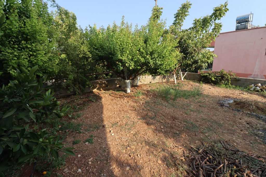 Mersin Erdemli Fatih Mahallesi Müstakil Arsa İçinde 5+1 Satılık Daire